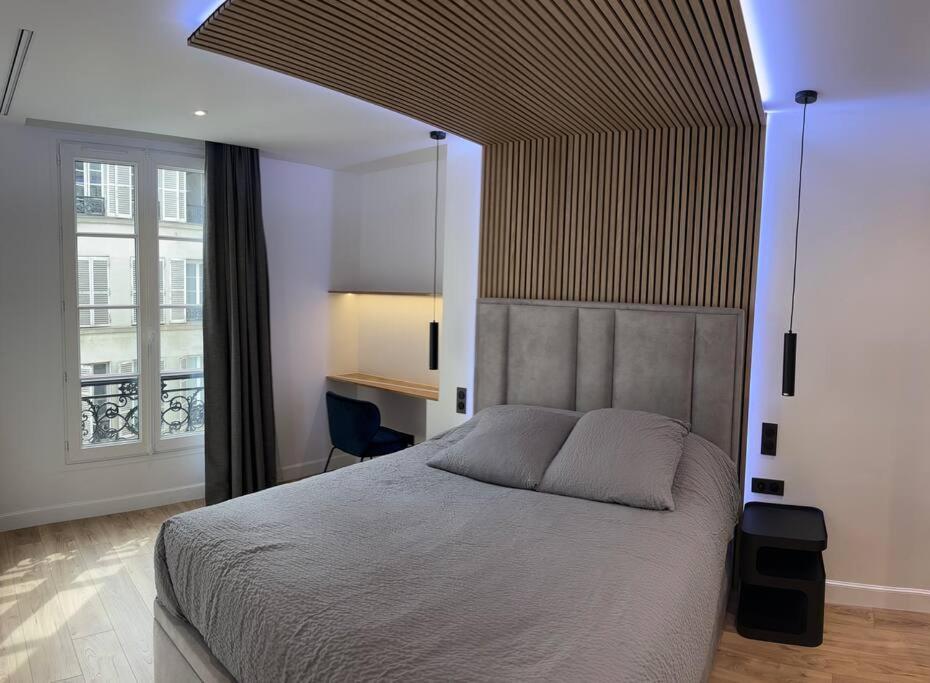 Apartment Renovated Near Tuileries And Concorde Paris
