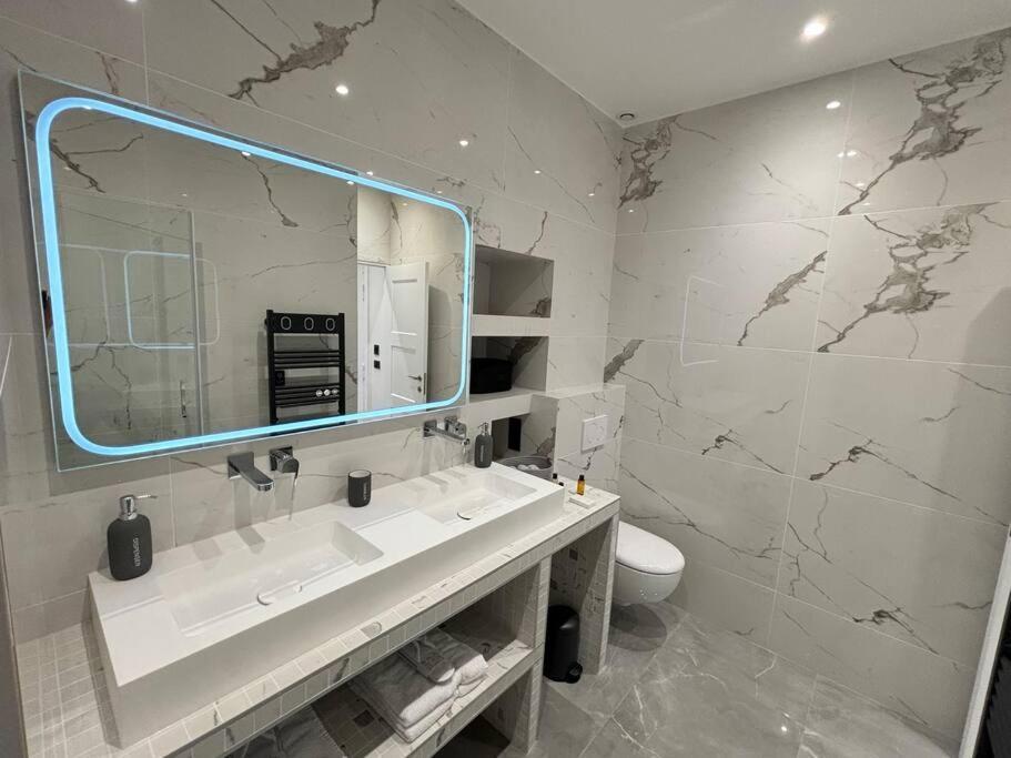 Apartment Renovated Near Tuileries And Concorde *