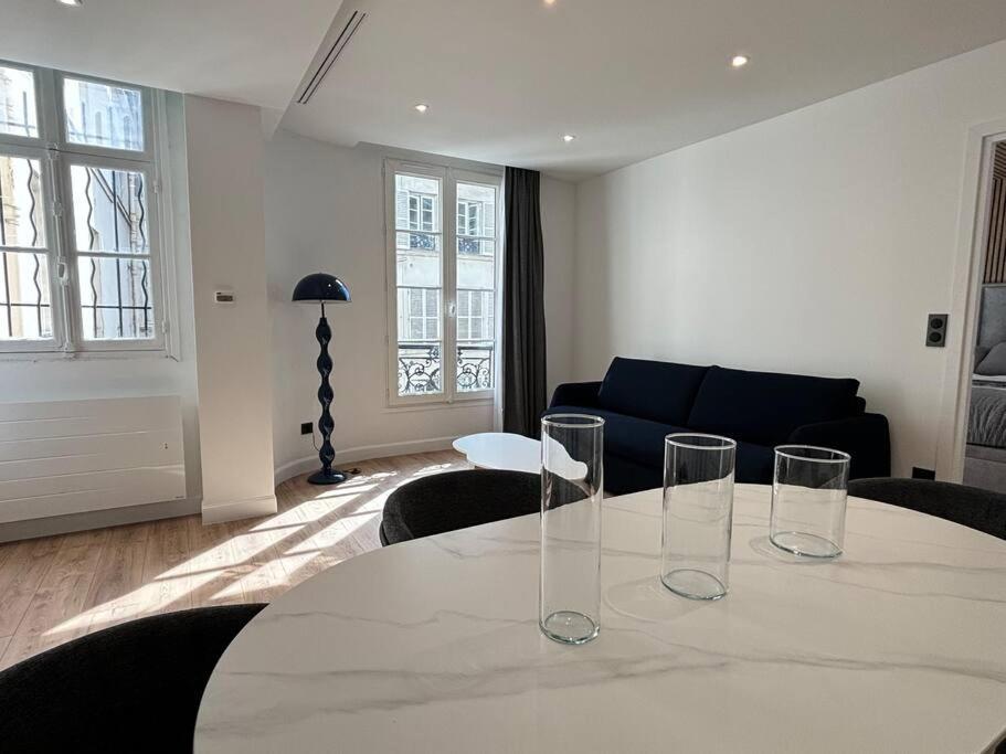Apartment Renovated Near Tuileries And Concorde Paris