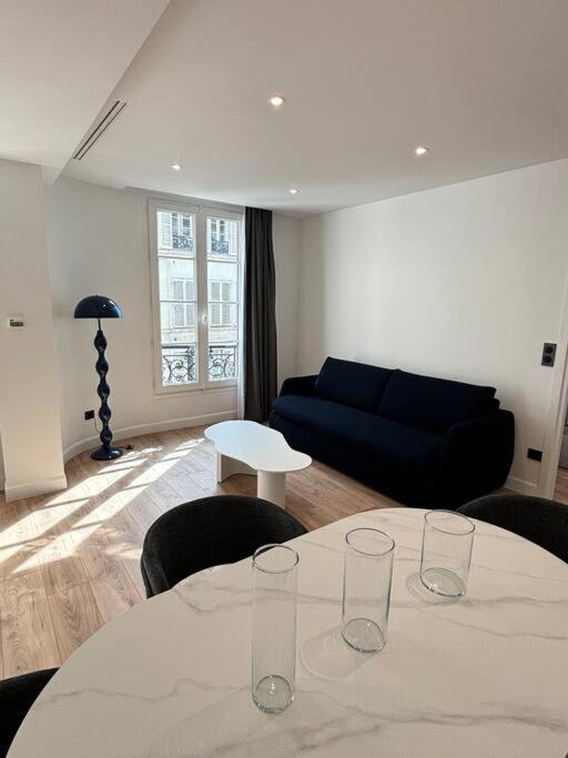 Renovated Near Tuileries And Concorde Apartment